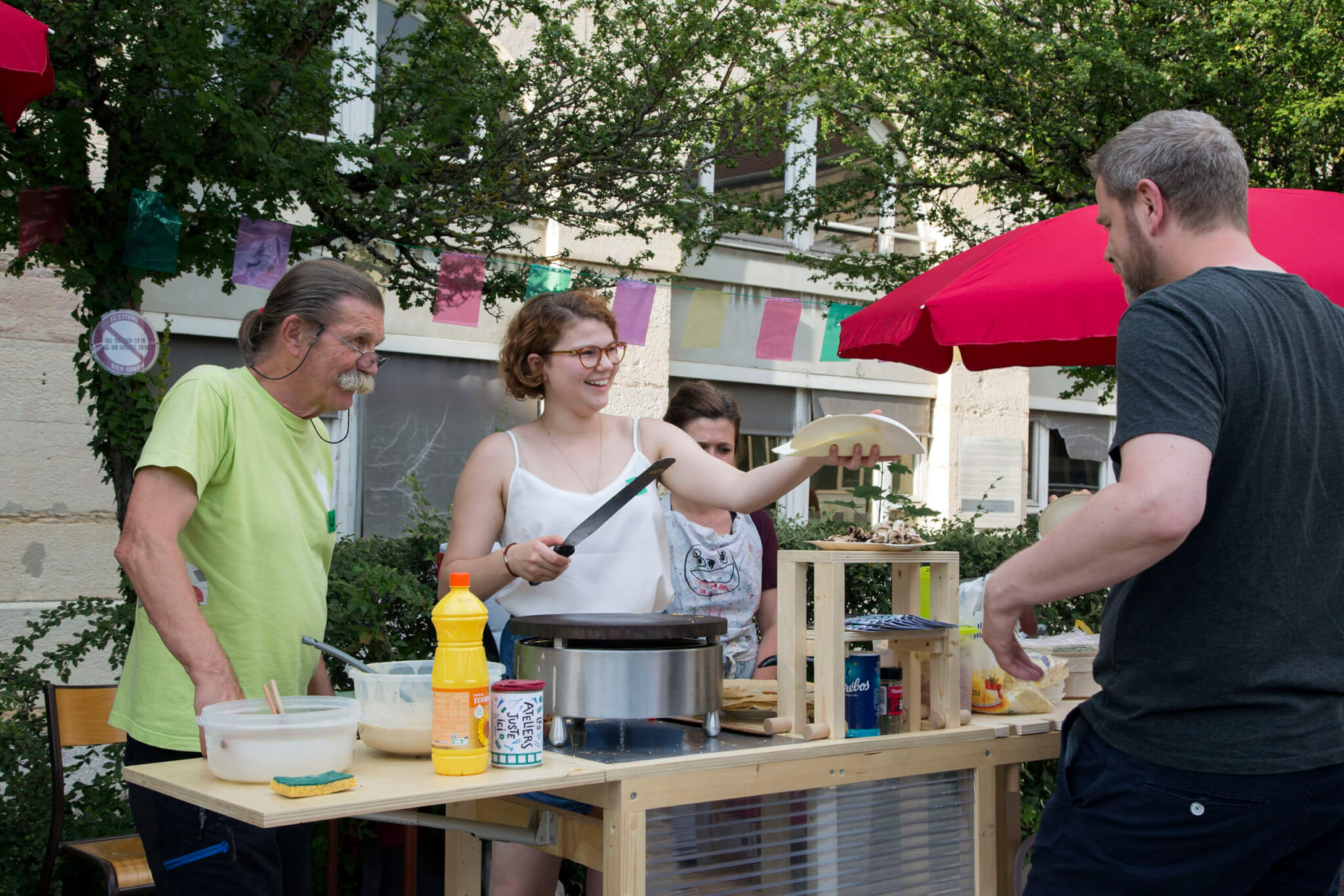 Ateliers Juste Ici – Crêpes et nouilles colorées