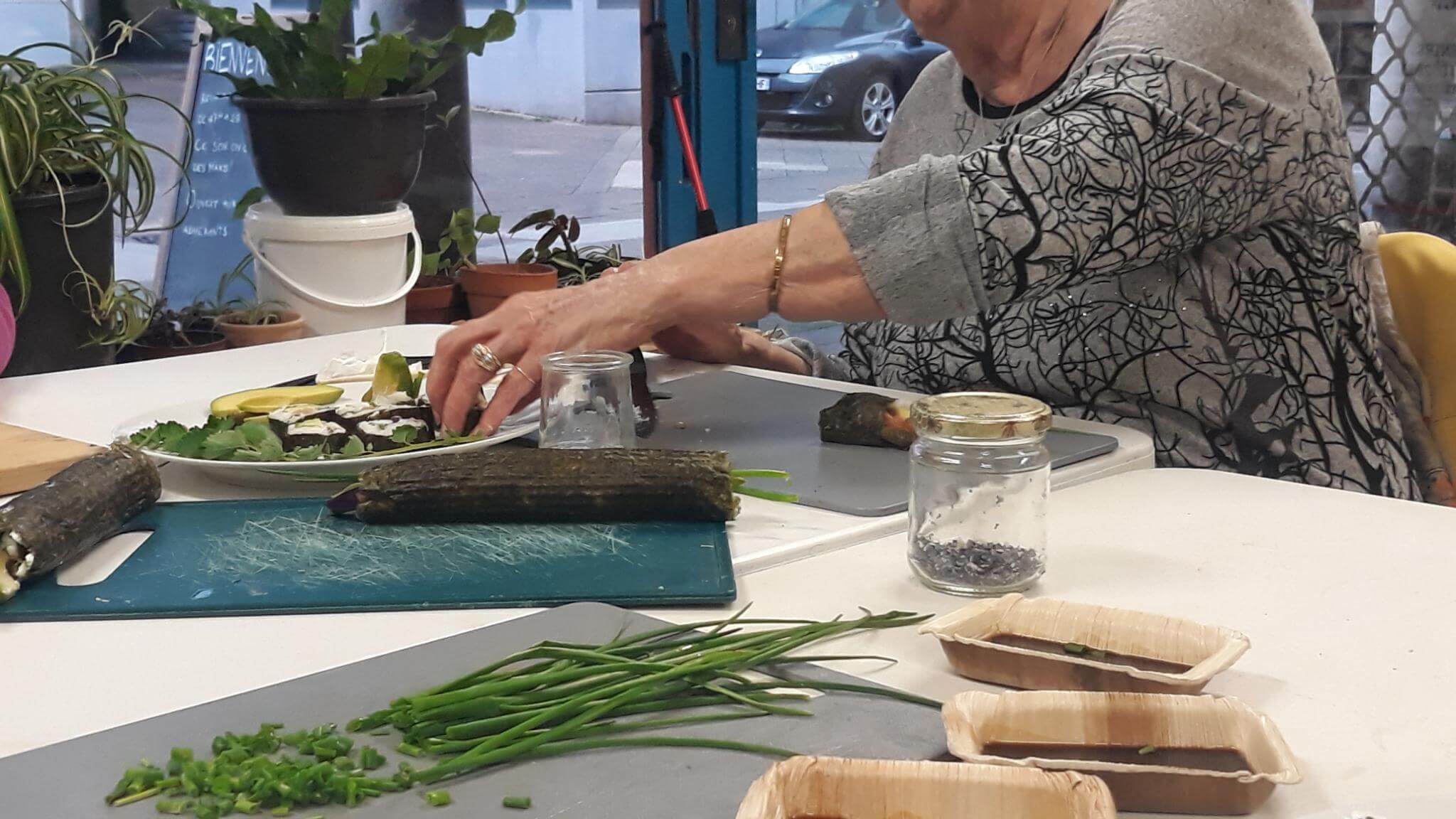 Ateliers Juste Ici – Atelier Maki aromatique – réservé aux collégien.ne.s